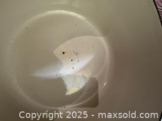 MaxSold Auction: Large Le Creuset pot - Toronto (Ontario, Canada) SELLER MANAGED Downsizing Online Auction - Logan Avenue