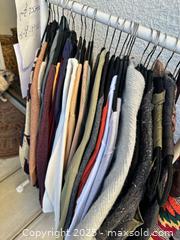 MaxSold Auction: Mixed Clothing Lot: 7+ XS/S Tops, dresses, skirts, pants, denim, shoes bags  - Agoura Hills (California, USA) SELLER MANAGED Moving Online Auction -  Medea Lane (CONDO)