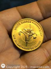 MaxSold Auction: 1967 White Flower Provinciak Token Mint - South Frontenac (Ontario, Canada) SELLER MANAGED Downsizing Online Auction - Battersea Road