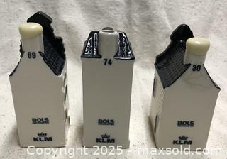 MaxSold Auction: 3 KLM Bols Blue Delft Houses - North Saanich (British Columbia, Canada) SELLER MANAGED Charity/Fundraising Online Auction - Forest Park Drive                     