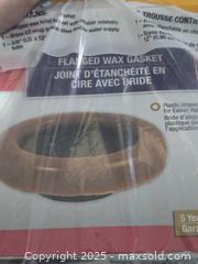 MaxSold Auction: Flanged toilet wax gasket - Oro-Medonte (Ontario, Canada) SELLER MANAGED Downsizing Online Auction - Saint Antoine