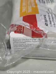 MaxSold Auction: Flanged toilet wax gasket - Oro-Medonte (Ontario, Canada) SELLER MANAGED Downsizing Online Auction - Saint Antoine