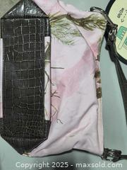 MaxSold Auction: Ladies handbags - Oro-Medonte (Ontario, Canada) SELLER MANAGED Downsizing Online Auction - Saint Antoine