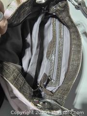 MaxSold Auction: Ladies handbags - Oro-Medonte (Ontario, Canada) SELLER MANAGED Downsizing Online Auction - Saint Antoine