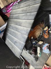 MaxSold Auction: Nativity Scene with Light - Oro-Medonte (Ontario, Canada) SELLER MANAGED Downsizing Online Auction - Saint Antoine