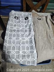 MaxSold Auction: Two Single Curtains - Oro-Medonte (Ontario, Canada) SELLER MANAGED Downsizing Online Auction - Saint Antoine