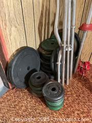 MaxSold Auction: A collection of Home Gym weight lifting equipment.  - New Westminster (British Columbia, Canada) SELLER MANAGED Estate Sale Online Auction - Sixth Avenue