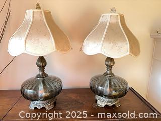 MaxSold Auction: Matching Pair of Vintage Table Lamps - New Westminster (British Columbia, Canada) SELLER MANAGED Estate Sale Online Auction - Sixth Avenue