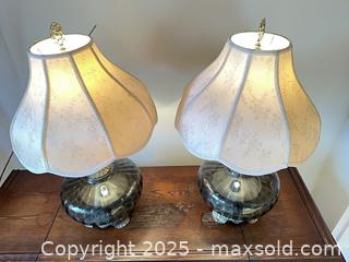 MaxSold Auction: Matching Pair of Vintage Table Lamps - New Westminster (British Columbia, Canada) SELLER MANAGED Estate Sale Online Auction - Sixth Avenue
