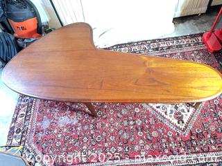 MaxSold Auction: Amorphous Boomerang Teak Danish Coffee Table, Two-Tier Shelf - Toronto (Ontario, Canada) SELLER MANAGED Reseller Online Auction - Sunrise Avenue