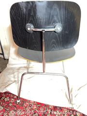 MaxSold Auction: Herman Miller Charles &#38; Ray Eames Mid-Century Dining Chair, Black  - Toronto (Ontario, Canada) SELLER MANAGED Reseller Online Auction - Sunrise Avenue