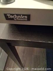 MaxSold Auction: Technics SL-23 Turntable / Record Player - Markham (Ontario, Canada) SELLER MANAGED Downsizing Online Auction - Adam Sellers Street (CONDO)