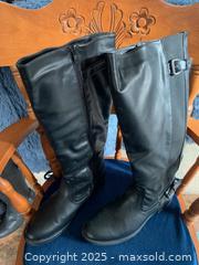 MaxSold Auction: Black Low Heel Knee Length Boots - Carleton Place (Ontario, Canada) SELLER MANAGED Downsizing Online Auction - Antrim Street