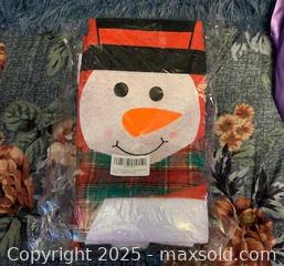 MaxSold Auction: Christmas Chair Covers (8 in total) - Carleton Place (Ontario, Canada) SELLER MANAGED Downsizing Online Auction - Antrim Street