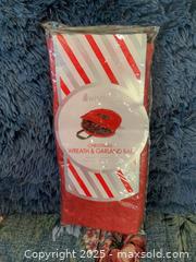 MaxSold Auction: Christmas Storage - Carleton Place (Ontario, Canada) SELLER MANAGED Downsizing Online Auction - Antrim Street