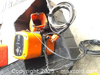 MaxSold Auction: 1/2 ton electric chain hoist - Wilmot (Ontario, Canada) SELLER MANAGED Downsizing Online Auction - Nithview Drive