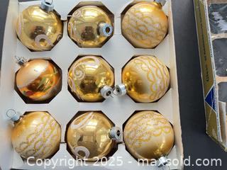 MaxSold Auction: Alderbrook Glass Christmas Tree Ornaments — Set of 9 - London (Ontario, Canada) SELLER MANAGED Downsizing Online Auction - Charlotte Street
