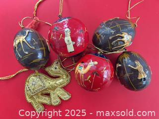 MaxSold Auction: Camel and desert-themed Christmas ornaments - London (Ontario, Canada) SELLER MANAGED Downsizing Online Auction - Charlotte Street