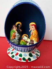 MaxSold Auction: Eggshell nativity scene - London (Ontario, Canada) SELLER MANAGED Downsizing Online Auction - Charlotte Street