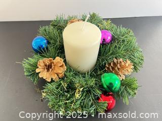 MaxSold Auction: Holiday decor candle wreath with pillar candle - London (Ontario, Canada) SELLER MANAGED Downsizing Online Auction - Charlotte Street