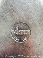 MaxSold Auction: Lodge Oval Cast-Iron Skillet / Sizzler Serving Pan - London (Ontario, Canada) SELLER MANAGED Downsizing Online Auction - Charlotte Street