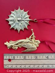 MaxSold Auction: L.S Collection gold-plated ornaments - London (Ontario, Canada) SELLER MANAGED Downsizing Online Auction - Charlotte Street