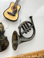 MaxSold Auction: Musical instrument ornaments - London (Ontario, Canada) SELLER MANAGED Downsizing Online Auction - Charlotte Street