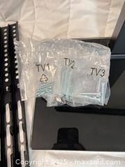 MaxSold Auction: Perlegear TV/Monitor Tabletop Stand for 55–70+" Screens - London (Ontario, Canada) SELLER MANAGED Downsizing Online Auction - Charlotte Street