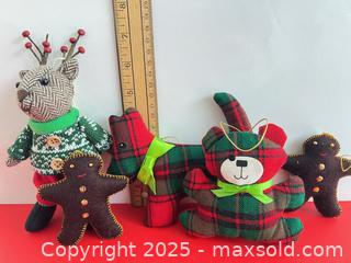 MaxSold Auction: Plush hand-made ornaments - London (Ontario, Canada) SELLER MANAGED Downsizing Online Auction - Charlotte Street