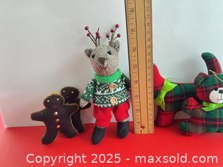 MaxSold Auction: Plush hand-made ornaments - London (Ontario, Canada) SELLER MANAGED Downsizing Online Auction - Charlotte Street