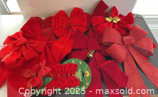 MaxSold Auction: Red bows of many sizes - London (Ontario, Canada) SELLER MANAGED Downsizing Online Auction - Charlotte Street