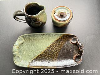 MaxSold Auction: Signed pottery set -creamer, sugar bowl, tray - London (Ontario, Canada) SELLER MANAGED Downsizing Online Auction - Charlotte Street