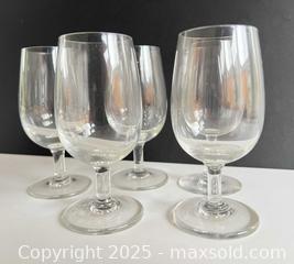 MaxSold Auction: Small port or liqueur glasses - London (Ontario, Canada) SELLER MANAGED Downsizing Online Auction - Charlotte Street