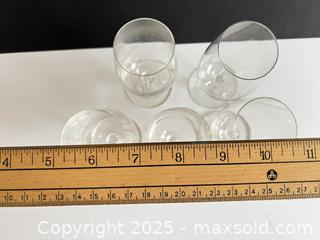 MaxSold Auction: Small port or liqueur glasses - London (Ontario, Canada) SELLER MANAGED Downsizing Online Auction - Charlotte Street