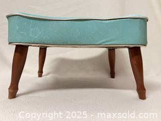 MaxSold Auction: Vintage Aqua Vinyl Upholstered Footstool with Turned Wood Legs - London (Ontario, Canada) SELLER MANAGED Downsizing Online Auction - Charlotte Street