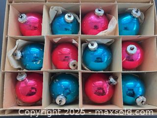 MaxSold Auction: Vintage Blown Glass Christmas Ball Ornaments, East Germany - London (Ontario, Canada) SELLER MANAGED Downsizing Online Auction - Charlotte Street