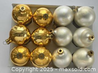 MaxSold Auction: Vintage German glass ornaments - London (Ontario, Canada) SELLER MANAGED Downsizing Online Auction - Charlotte Street