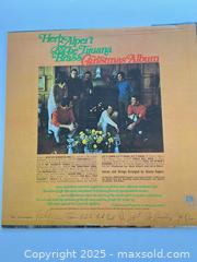 MaxSold Auction: Vintage vinyl albums- mariachi Christmas music - London (Ontario, Canada) SELLER MANAGED Downsizing Online Auction - Charlotte Street