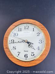 MaxSold Auction: Wall clock - London (Ontario, Canada) SELLER MANAGED Downsizing Online Auction - Charlotte Street