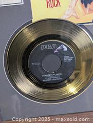 MaxSold Auction: 1989 Elvis Presley 24KT Gold Plated 45 Record Heartbreak Hotel/Jailhouse Rock Framed  - Langley (British Columbia, Canada) SELLER MANAGED Reseller Online Auction - 68 Avenue