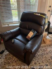 MaxSold Auction: Primo Leather Lift Chair - Surrey (British Columbia, Canada) PARTNER MANAGED Estate Sale Online Auction - 154 Street (CONDO)
