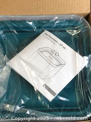 MaxSold Auction: Pet Drinking Fountain 67 Oz - Hamilton (Ontario, Canada) SELLER MANAGED Downsizing Online Auction - Moffat Road