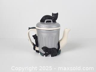 MaxSold Auction: Vintage Ceramic Trash Can and Cat Tea Pot - Toronto (Ontario, Canada) SELLER MANAGED Downsizing Online Auction - Esandar Drive (STORAGE)
