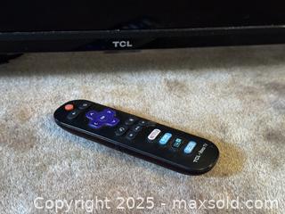 MaxSold Auction: TCL Roku TV 32&#34;  - Victoria (British Columbia, Canada) SELLER MANAGED Moving Online Auction - Toronto Street