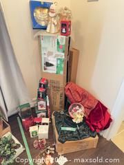 MaxSold Auction: Christmas decor - Clarington (Ontario, Canada) SELLER MANAGED Downsizing Online Auction - Mercer Road