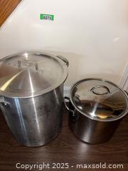 MaxSold Auction: Set of 2 Stainless Steel Stock Pots with Lids - Clarington (Ontario, Canada) SELLER MANAGED Downsizing Online Auction - Mercer Road