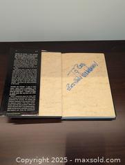 MaxSold Auction: Donald Trump Art Of The Deal Signed Book - Burlington (Ontario, Canada) SELLER MANAGED Downsizing Online Auction -  North Shore Boulevard East