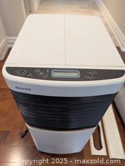MaxSold Auction: Sanyo Air Conitioning Unit - Burlington (Ontario, Canada) SELLER MANAGED Downsizing Online Auction -  North Shore Boulevard East