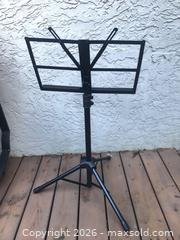 MaxSold Auction: Apex Tripod Collapsible Music Stand, Large, Black Finish, Adjustable, with Bag - Saanich (British Columbia, Canada) SELLER MANAGED Downsizing Online Auction - Faithwood Road