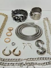 MaxSold Auction: Costume Jewelry Lot   - Toronto (Ontario, Canada) PARTNER MANAGED Estate Sale Online Auction - Dundas Street W (STORAGE)